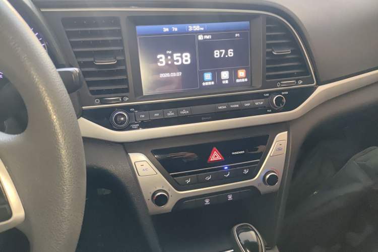 Used Hyundai Elantra (6th Generation / Lingdong) 2016 1.6L Automatic ZhiXuan – Elite Version