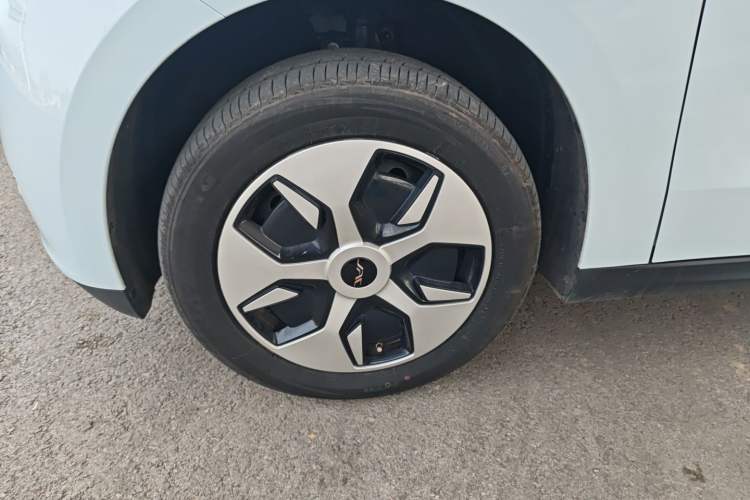 Used JAC Yiwei 3 2024 Beloved Edition 330km Air+
