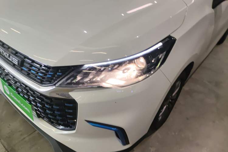 Used SAIC MAXUS EUNIQ 5 2019 Comfort Edition
