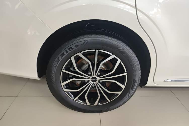 Used Roewe iMAX8 New Energy 2025 1.5T DMH Lu Zun Deluxe Edition