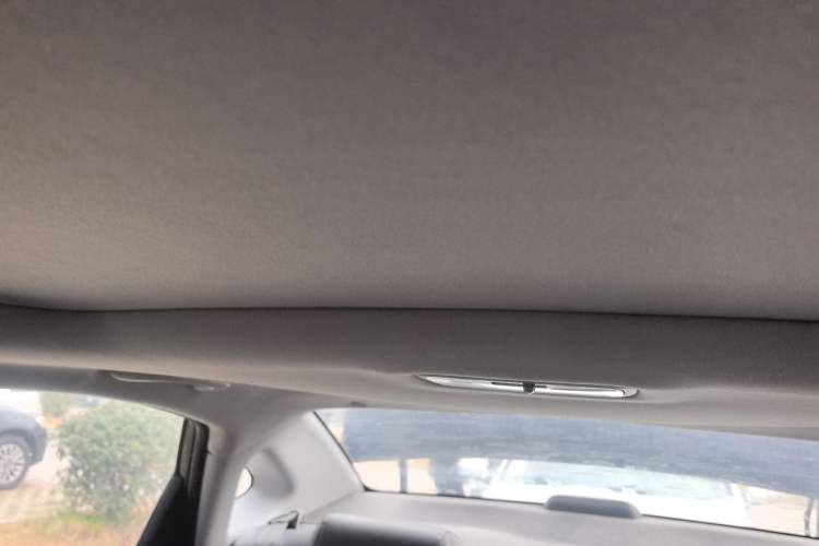 Used Hyundai Celesta 2015 1.6L Automatic Luxury Model
