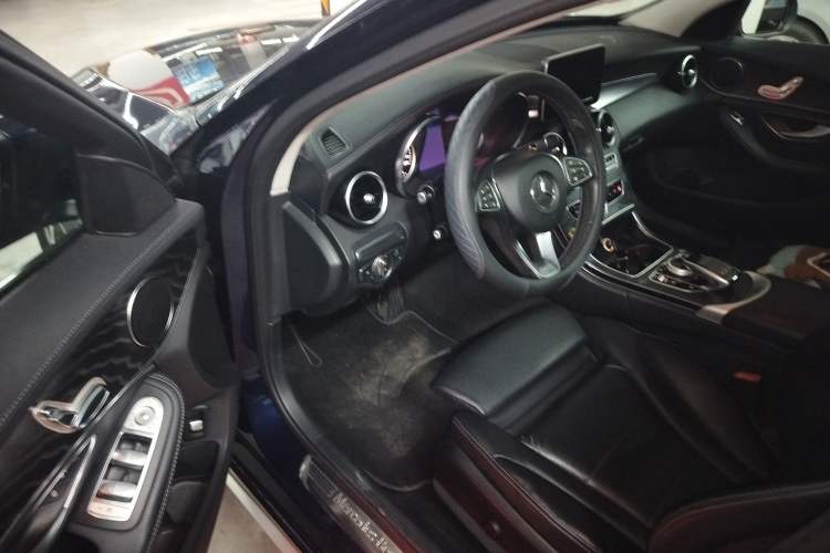 Used Mercedes-Benz C-Class 2017 Restyled C 180 L Fashion Edition Sport Version