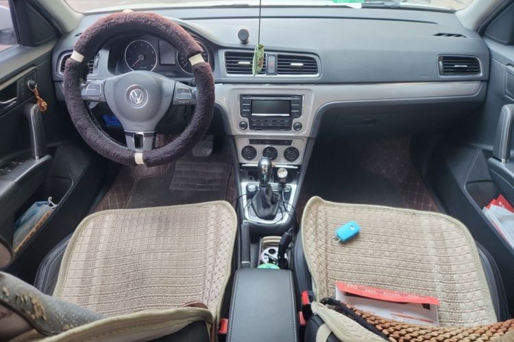 Used Volkswagen Gran Lavida 2013 1.4 TSI Automatic Luxury Model