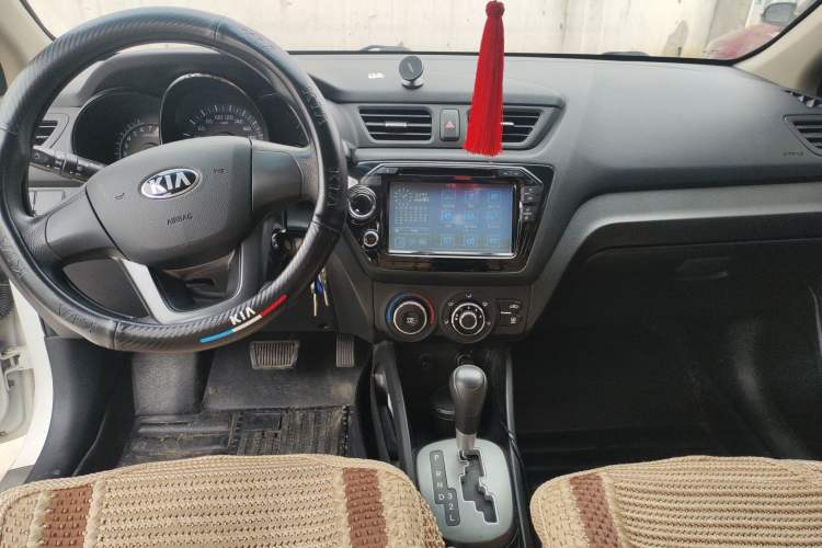 Used Kia K2 2012 Sedan 1.4L Automatic GLS Commemorative Edition Center Console