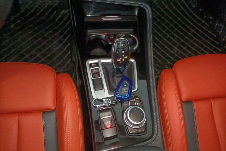 Used BMW 1 Series 2021 125i M Sport Night Edition Gear Lever