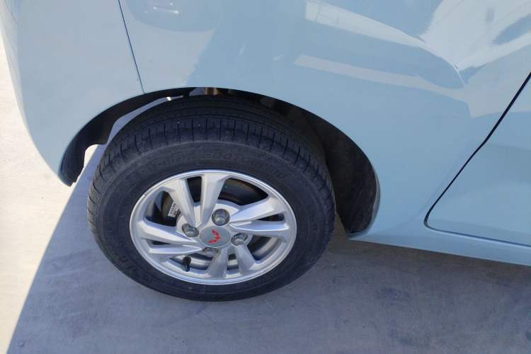 Used Wuling Hongguang MINIEV 2020 Lite Version Lithium Iron Phosphate Exterior 5