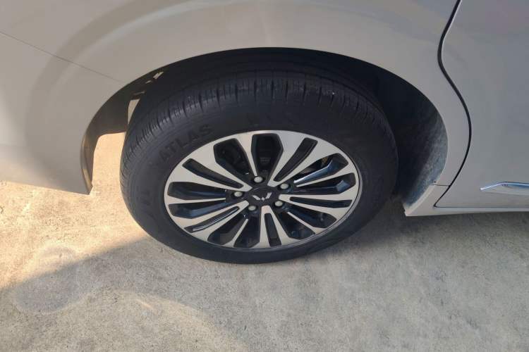 Used Wuling Jiachen 2022 1.5T CVT Deluxe Flagship Edition