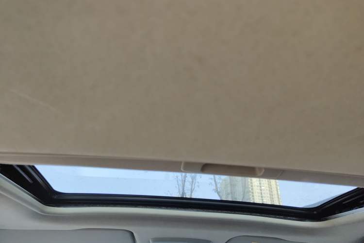 Used Chevrolet Sail 2015 Sail 3 1.5L Manual with Ideal Sunroof Edition Headliner