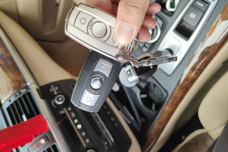 Used BMW X5 2013 xDrive35i Leading Model Vehicle Key