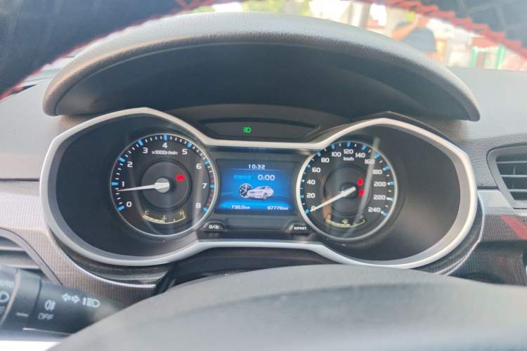 Used Geely Auto Emgrand 2017 Sedan Million Edition 1.5L Manual - Upward Version