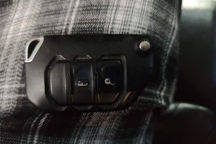 Used Jeep Wrangler 2018 2.0T Sahara Four-Door Edition
