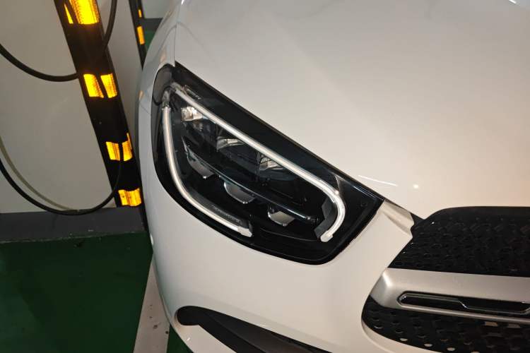 Used Mercedes-Benz GLC 2022 Second Facelift GLC 260 L 4MATIC Luxury Edition Right Front Headlight