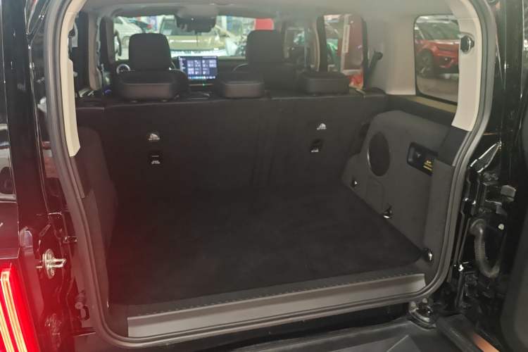 Used Tank 300 New Energy 2025 Hi4-T Trunk