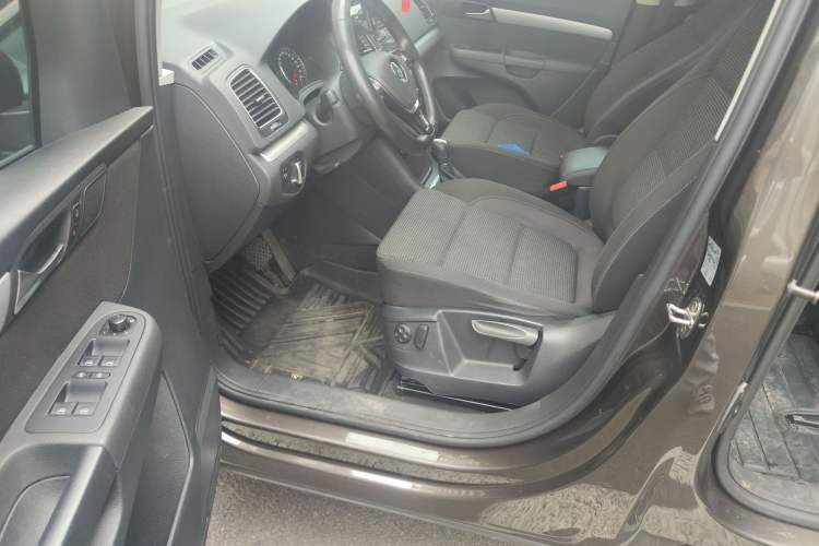 Used Volkswagen Sharan 2018 380TSI Comfort Edition 6-Seater
