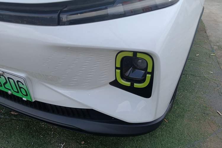 Used Geometry E Firefly 2023 320KM Cute & Handsome Tiger 5 Seats