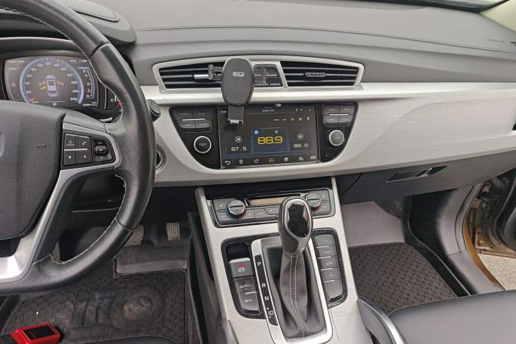 Used Geely Auto Emgrand X7 Sport 2016 1.8TD Automatic Smart Model
