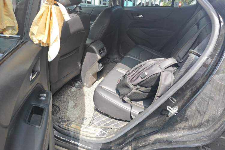 Used Chevrolet Equinox 2019 535T Automatic YuJie Edition China VI Left Rear Seat