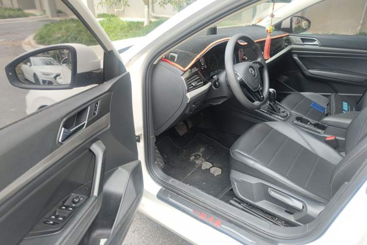 Used Volkswagen Lavida 2019 1.5L Automatic Comfort Edition China VI Standard