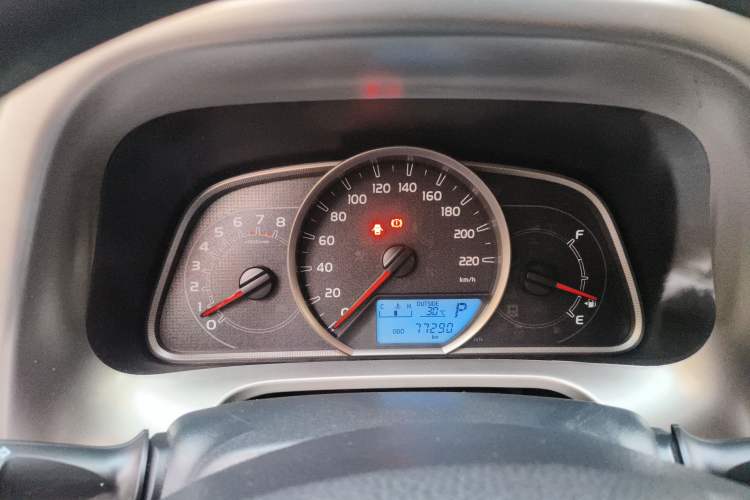 Used Toyota RAV4 2015 2.0L CVT Two-Wheel Drive Fashion Edition Instrument Cluster