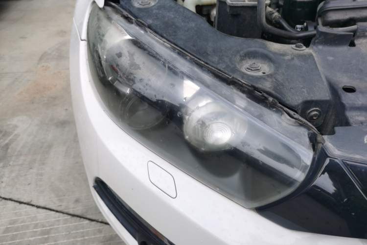 Used Volkswagen Scirocco 2013 2.0 TSI Million-Mile Edition Right Front Headlight