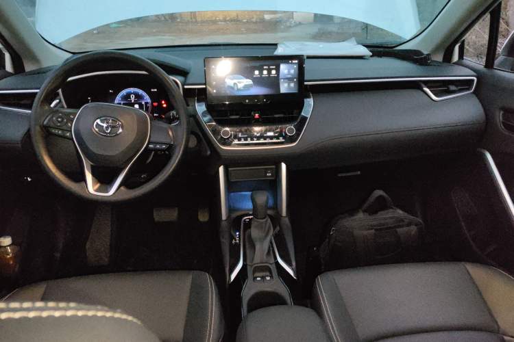 Used Toyota FRONTLANDER 2024 2.0L CVT Elite Plus Edition