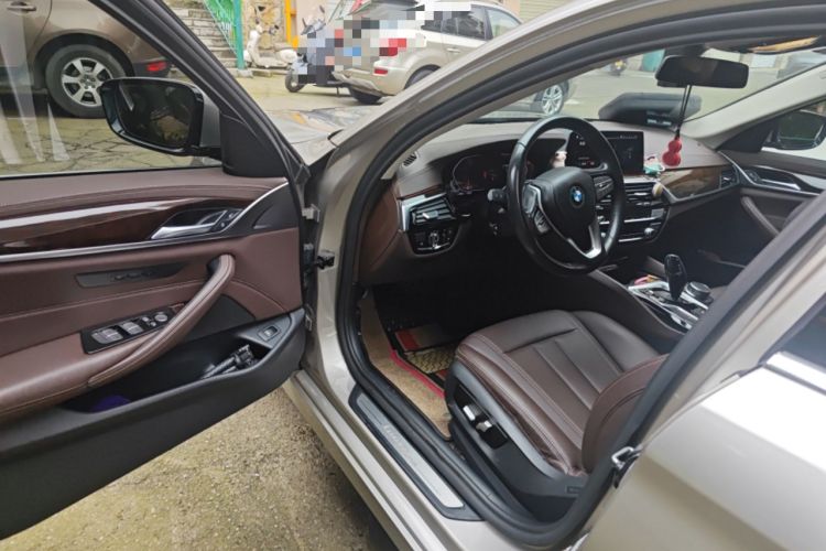 Used BMW 5 Series 2020 525Li Luxury Package
