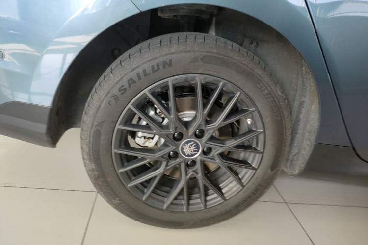 Used BYD Qin PLUS 2025 EV Smart Drive Edition 420KM Leading Model
