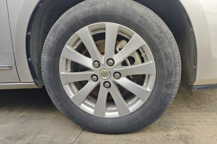 Used Buick GL8 2018 28T Luxury Model China VI Standard