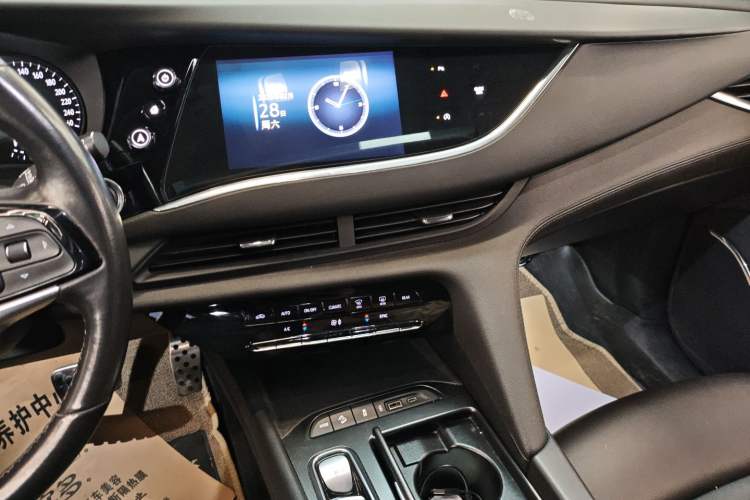 Used Buick Enclave 2020 28T Two-Wheel Drive Zhanqi Version Audio And AC Panel
