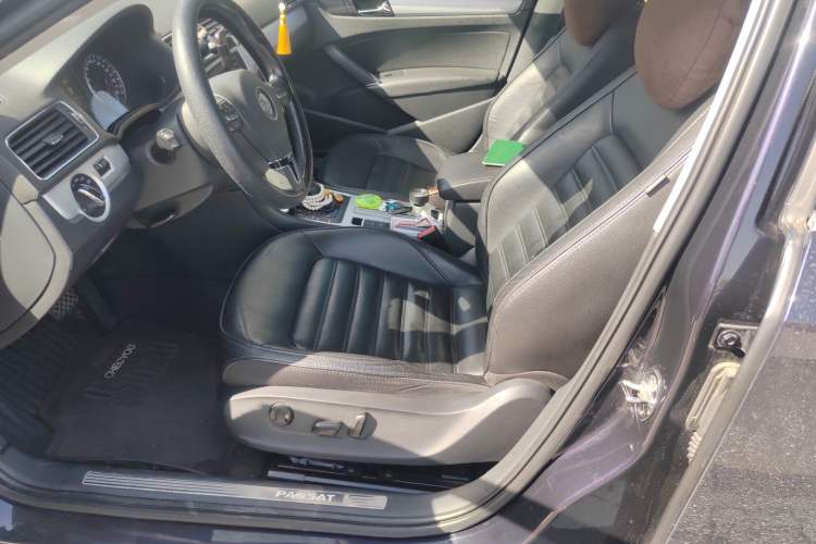 Used Volkswagen Passat 2014 1.8TSI DSG Prestige Navigation Edition