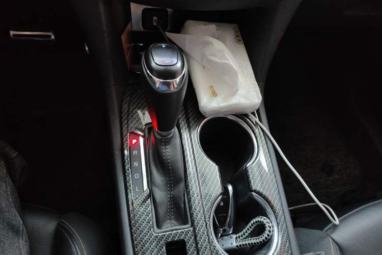 Used Chevrolet Equinox 2017 535T Automatic YuJie Edition Gear Lever