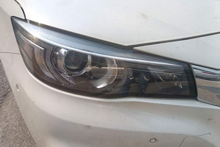 Used MG 6 New Energy 2018 45T E-DRIVE Intelligent Drive Hybrid PILOT Super Internet Edition Right Front Headlight