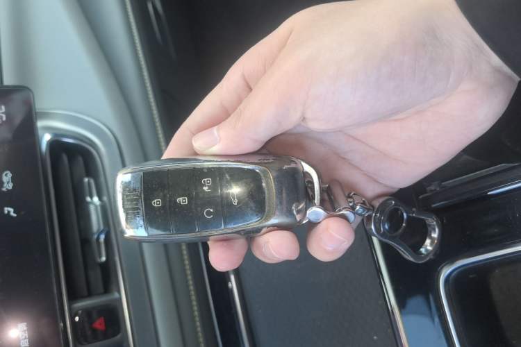 Used AION V 2023 Plus 80 Smart Enjoyment Seven-Seater Edition Ternary Lithium
