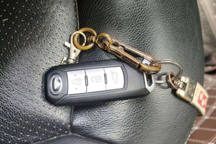 Used GAC Trumpchi GA6 2015 1.8T DCT Luxury Navigation Model Vehicle Key