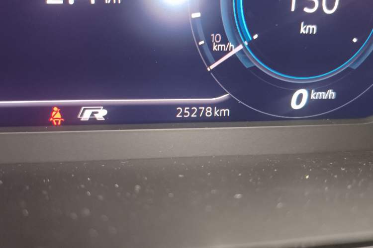 Used Volkswagen FAW-Volkswagen CC 2024 380TSI Striking Edition Odometer Close Up