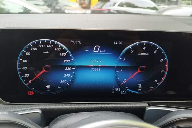 Used Mercedes-Benz GLB 2020 Updated GLB 200 Dynamic Edition Instrument Cluster