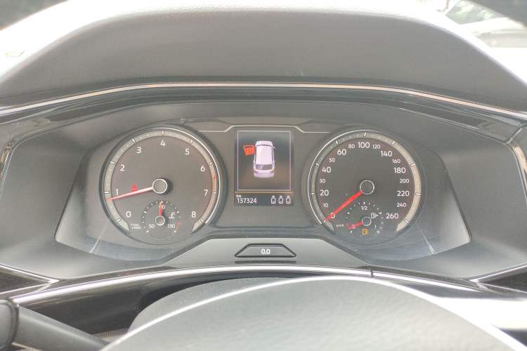 Used Volkswagen Tayron 2019 330TSI Two-Wheel-Drive Luxury Version China V Emission Standard
