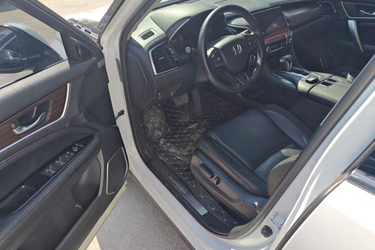 Used Honda Avancier 2017 240TURBO Two-Wheel Drive Comfort Version