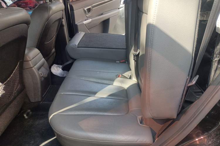 Used Hyundai Santa Fe Classic 2012 2.4 Ultimate Edition 7-Seater Four-Wheel Drive Left Rear Seat