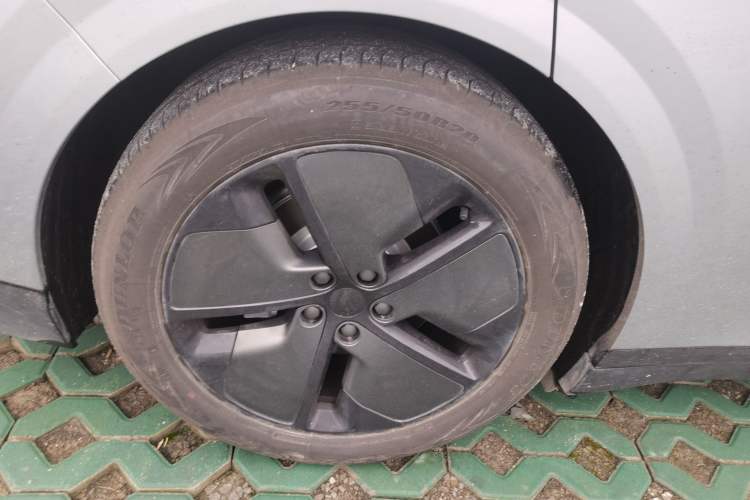 Used Li Auto Li Auto i6 2025 Model Two-Wheel-Drive Standard Type
