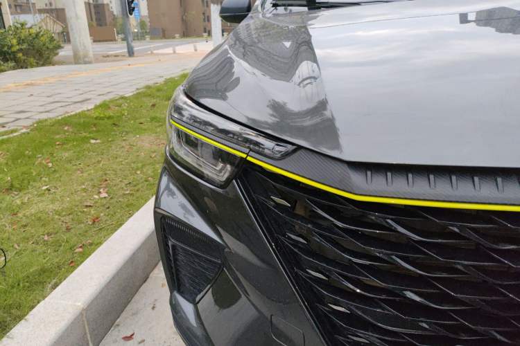 Used Roewe RX5 2021 PLUS 330TGI Automatic National Style Smart Enjoyment Edition Right Front Headlight