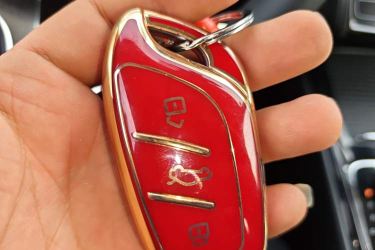 Used Roewe i5 2019 1.5L Automatic 4G Connected Langyue Edition