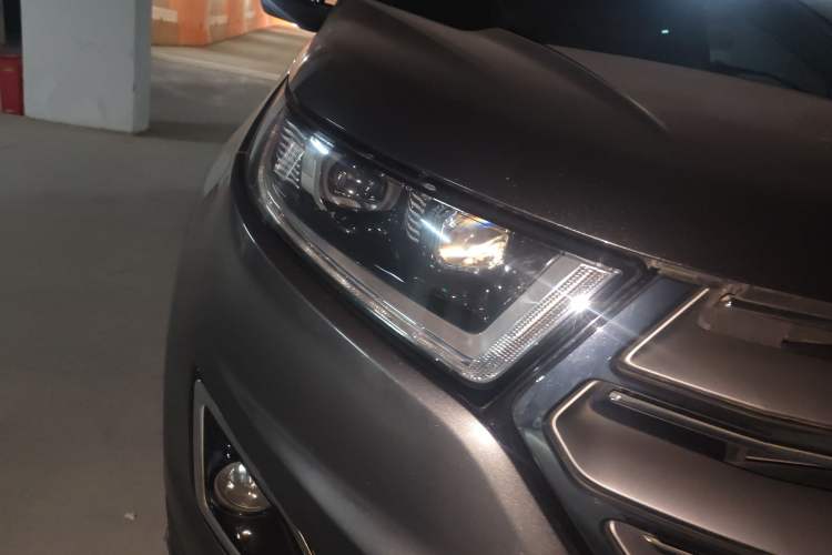 Used Ford Edge 2015 2.0T GTDi 4x4 High-Grade Model