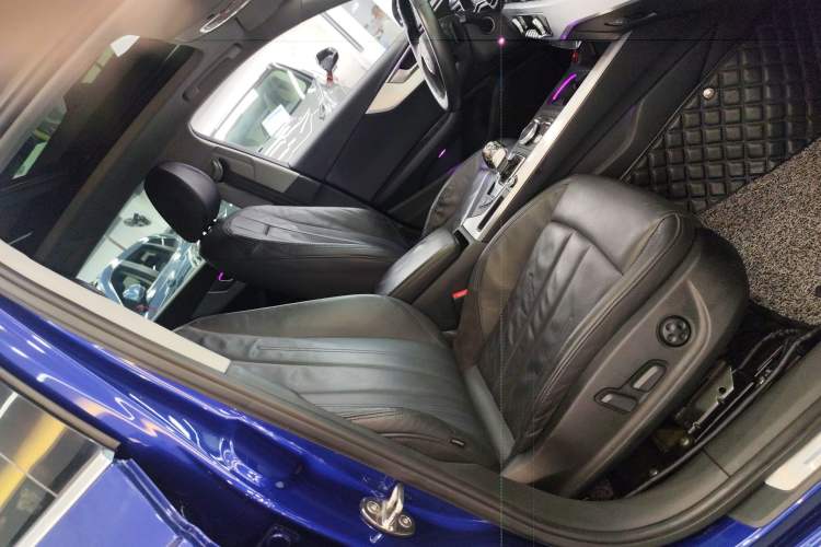 Used Audi A4L 2019 40 TFSI Fashion Version China V