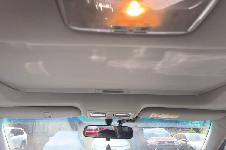 Used Toyota Reiz 2010 2.5V Fengdu Elite Edition Headliner