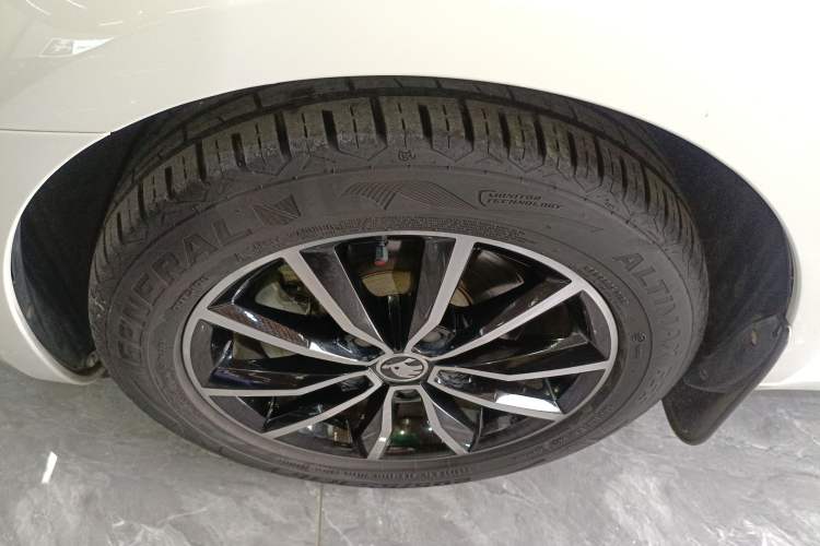 Used Skoda Octavia 2017 1.6L Automatic Smart Drive Edition
