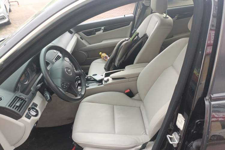 Used Mercedes-Benz C-Class 2010 C 180K Classic model Left Front Seat