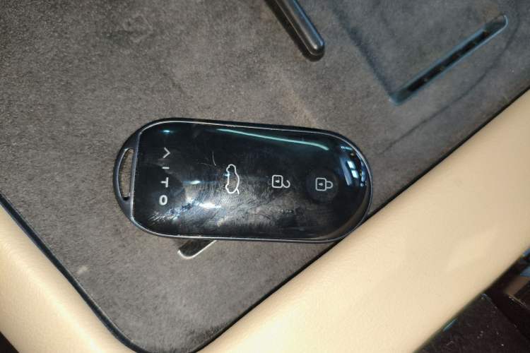 Used Hima AITO M7 2024 1.5T Intelligent Driving 4WD Max Edition 5 Seats Vehicle Key