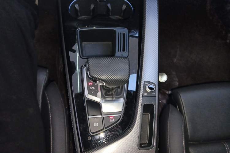 Used Audi A4L 2024 40 TFSI quattro RS Performance Package
