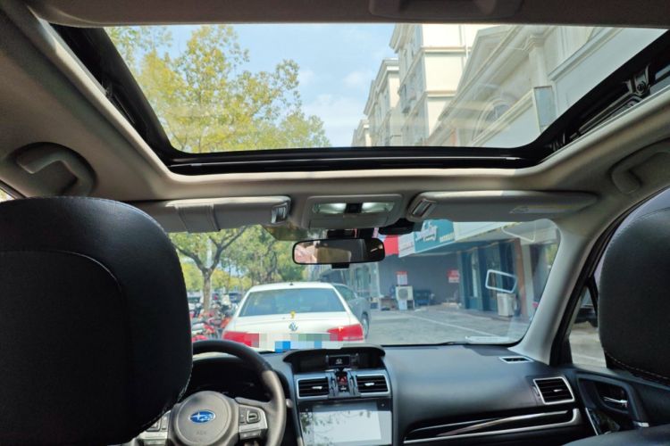 Used Subaru Forester 2016 2.5i Luxury Navigation Edition
